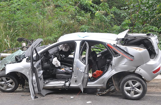 Acidente na BR-367 deixa dois mortos e dois feridos