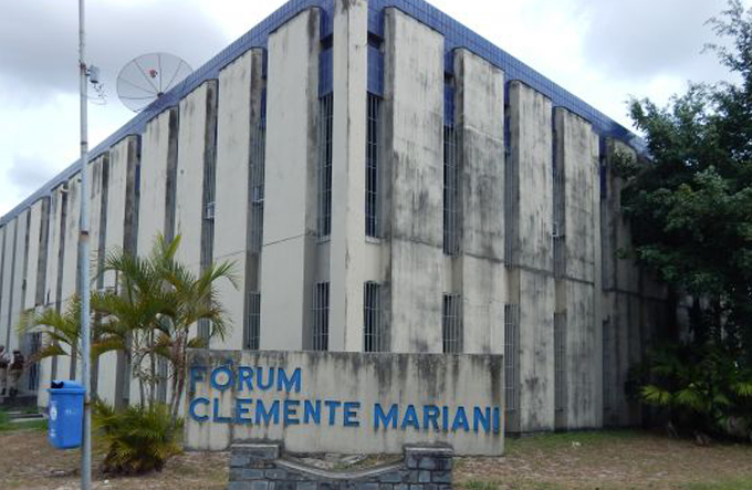 Fórum de Camaçari é arrombado e computadores são roubados