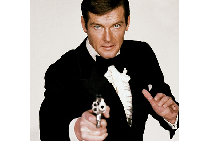 Roger Moore, ator de '007', morre aos 89 anos