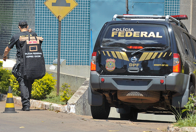 PF prende ex-governadores do DF