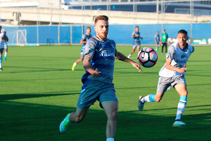 Empresário prevê acordo entre Vitória e Grêmio até sexta