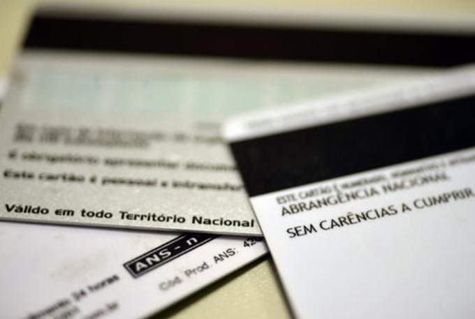Venda de planos de saúde de 14 operadoras está suspensa 
