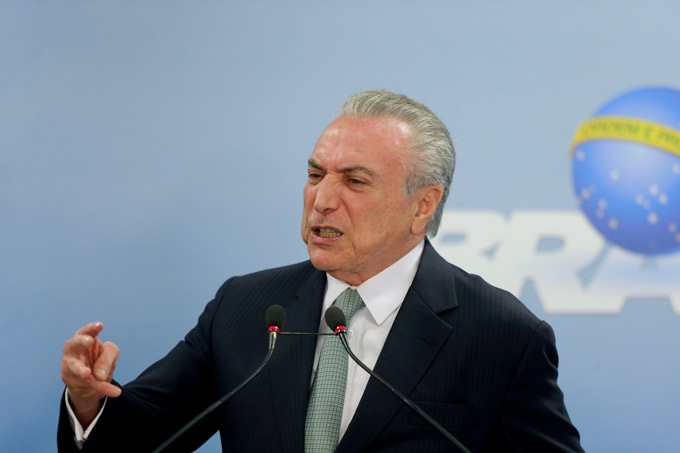 Temer decide processar Joesley Batista e o acusa de proteger PT