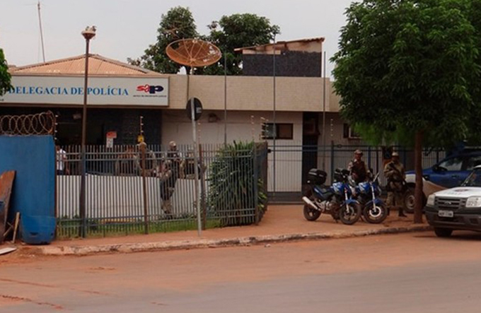 Homem flagrado por mulher ao estuprar garoto é vizinho da vítima