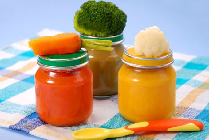 Anvisa proíbe alimentos infantis de seis empresas 