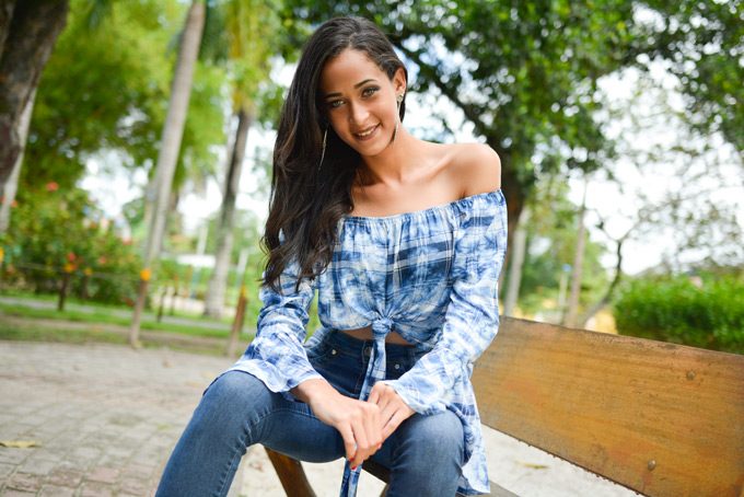 Modelo matense é eleita Rainha do Bloco Espantalho