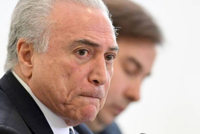 Fachin abre prazo de cinco dias para PGR decidir se denuncia Temer