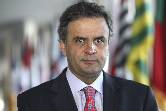 Ministro do STF autoriza Aécio a retomar mandato no Senado