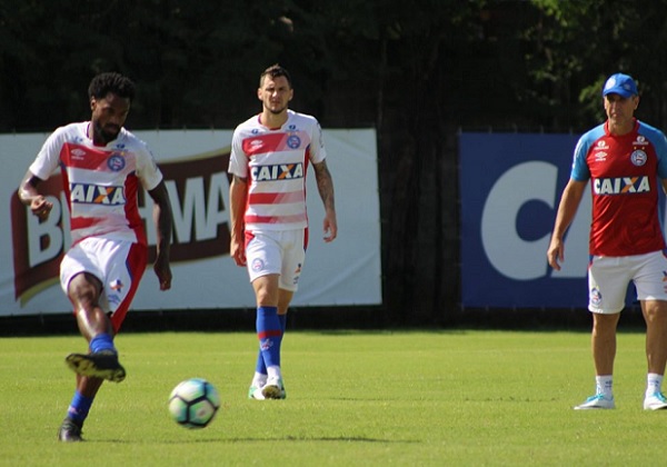 Bahia realiza último treino e está pronto para o clássico