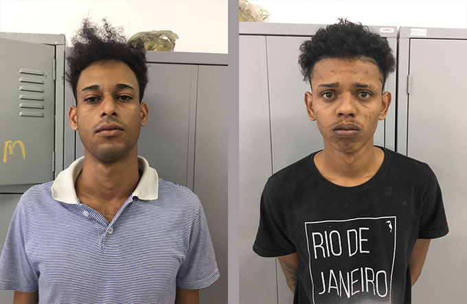 Dupla é presa com droga na Vila de Praia do Forte