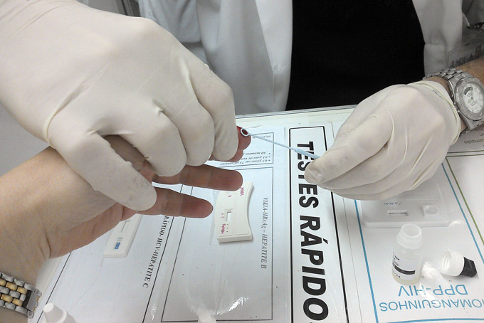 Autoteste de HIV estará disponível até o fim de julho 