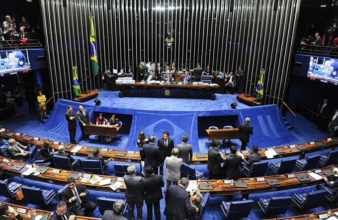 Senado deve concluir hoje votação da reforma trabalhista