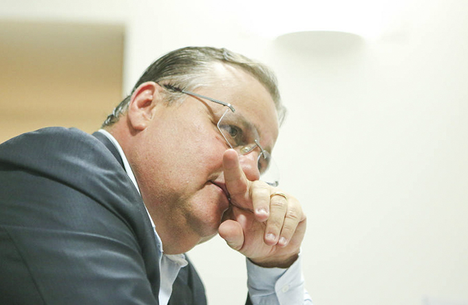 Ex-ministro Geddel Vieira obtém prisão domiciliar 