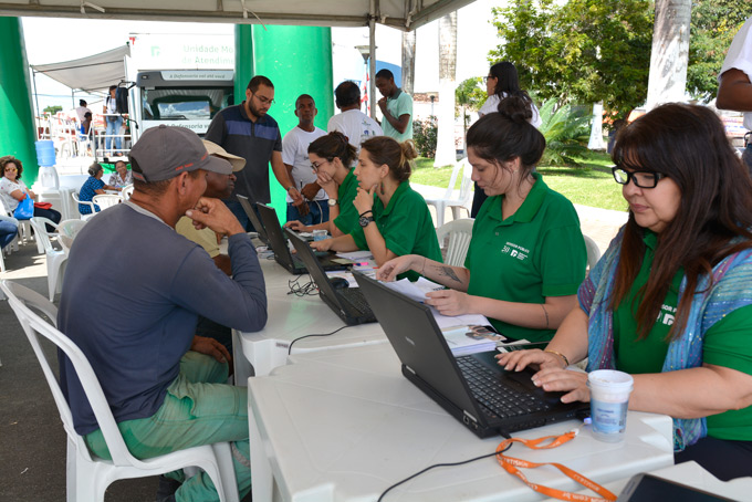Unidade móvel da Defensoria Pública inicia atendimento