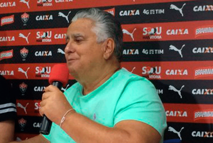 Vice-presidente do Vitória ameaça sair