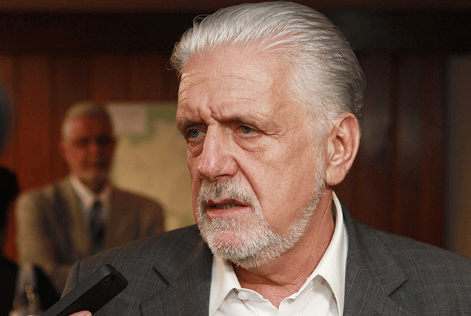 Wagner nega que disputará Presidência