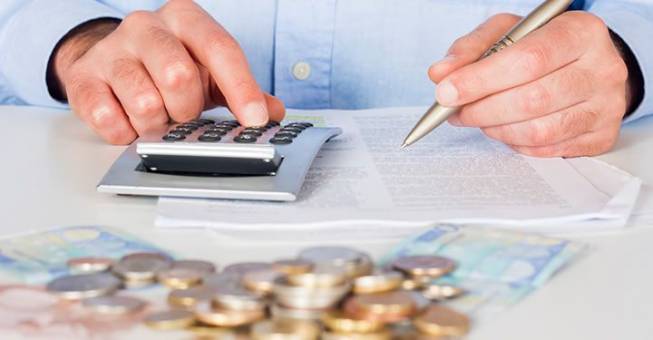 Inadimplente deve três vezes o salário, diz levantamento