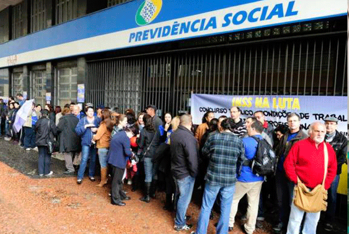 Aposentados até 12 de agosto terão antecipação da 1° parcela do 13º