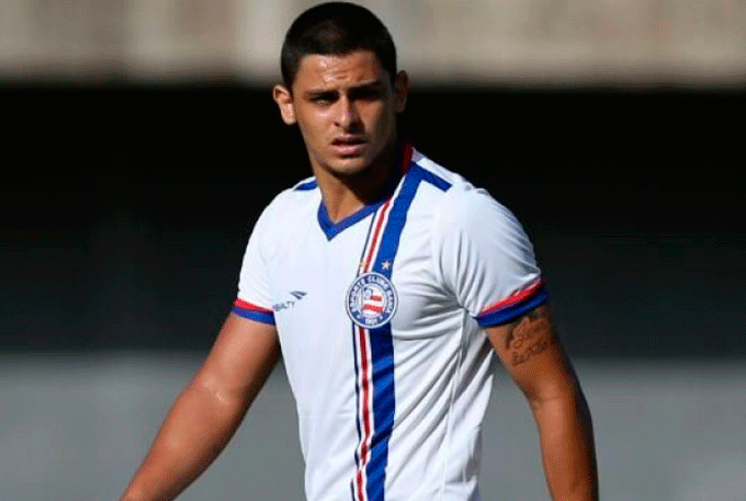 Crias da base tricolor, zagueiro e atacante rompem contrato com o Bahia