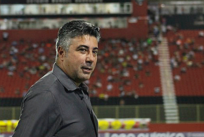 Alexandre Gallo não é mais técnico do Vitória