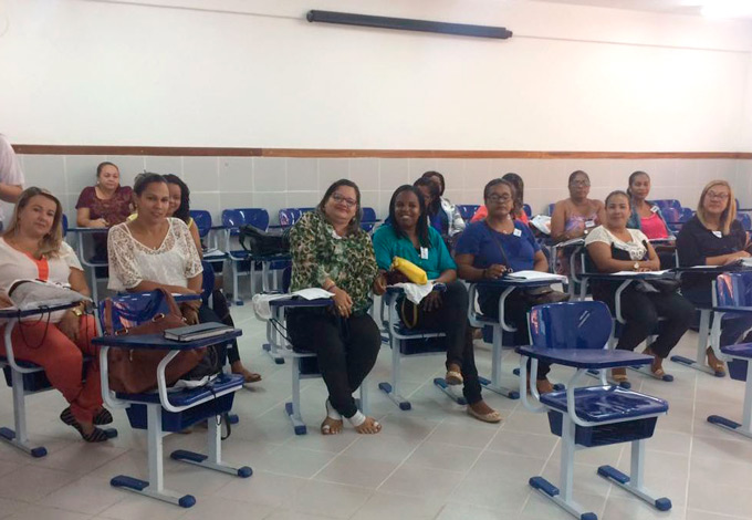 Diretores matenses recebem curso de Educação para o trânsito
