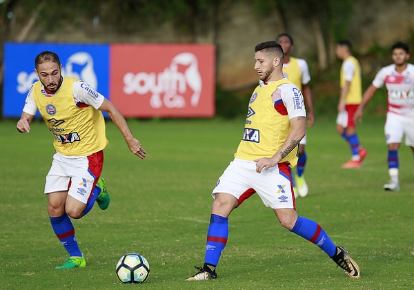 Bahia relaciona 22 jogadores para enfrentar a Chapecoense