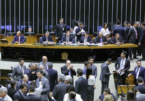 AO VIVO: Confira a votação da denúncia contra Temer na Câmara