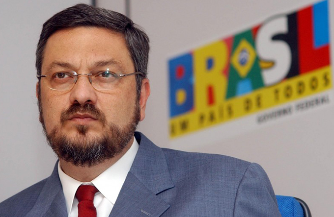Ex-presidente do STJ recebeu R$5 milhões de propina, diz Palocci