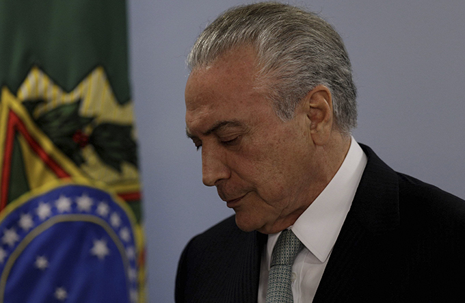 Temer vê pressão aumentar em expectativa para segunda denúncia
