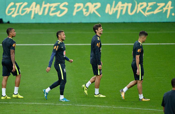 Brasil recebe o Equador em 'esquente' para o Mundial