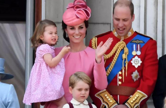 Príncipe William e Kate anunciam gravidez do terceiro filho