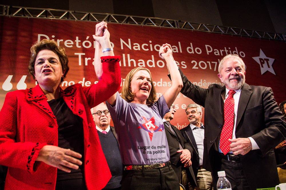 Janot denuncia Lula, Dilma e ex-ministros por organização criminosa
