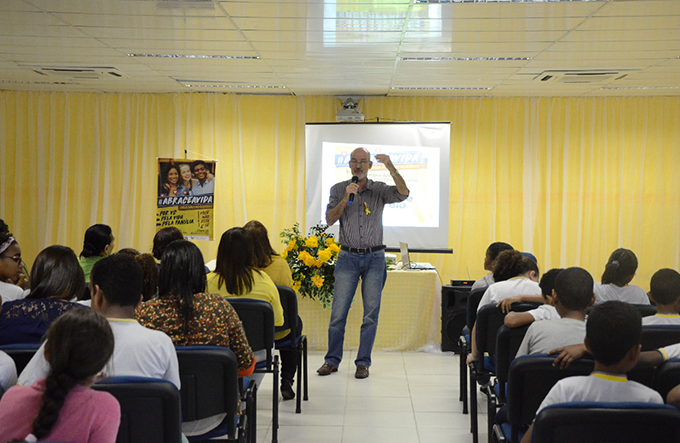 Prefeitura promove lançamento da campanha Setembro Amarelo