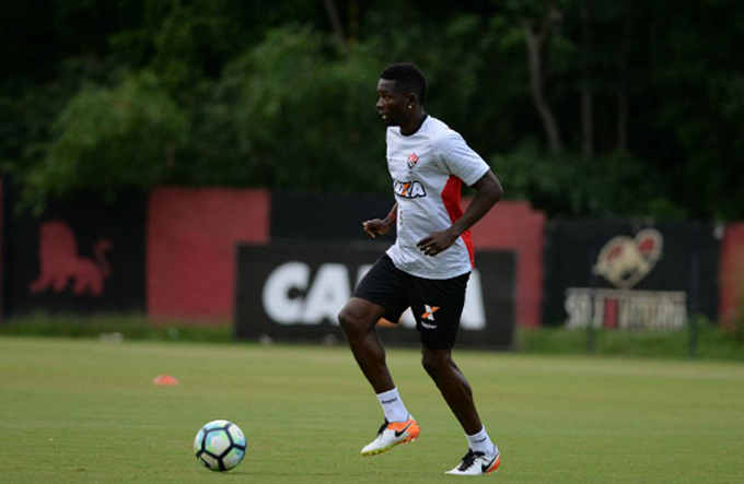 ‘É um jogo de vida ou morte’, avisa Kanu, sobre o São Paulo