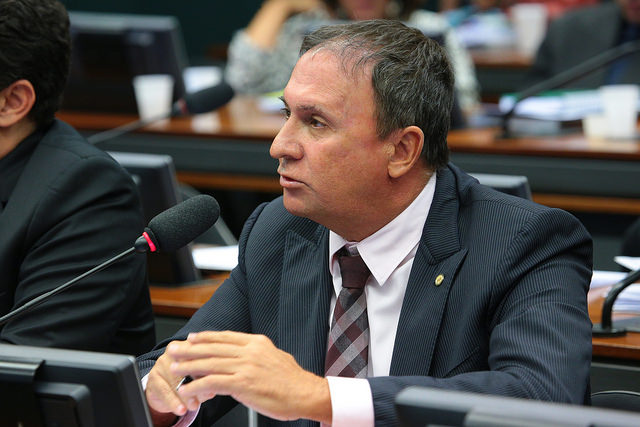 João Gualberto se pronuncia sobre relator da CPMI da JBS