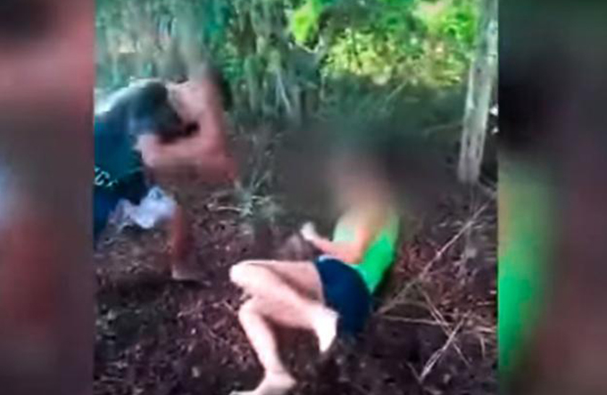 Suspeitos espancam mulher e gravam cena de agressão