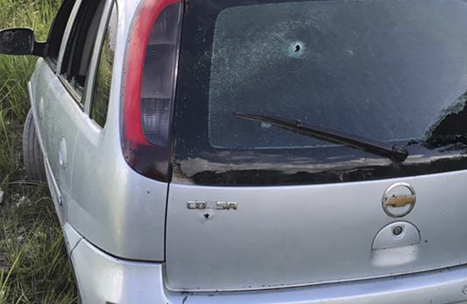 Veículo usado por suspeitos de matar PM é encontrado na BA-093