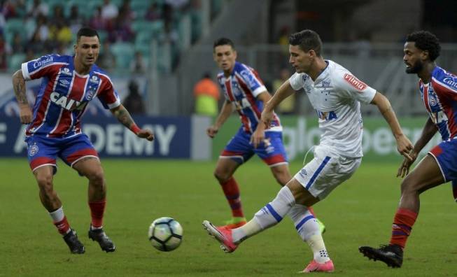 Bahia perde para o Cruzeiro e beira zona de rebaixamento 