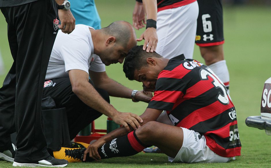 Vitória terá desfalques para duelo contra o Atlético-MG