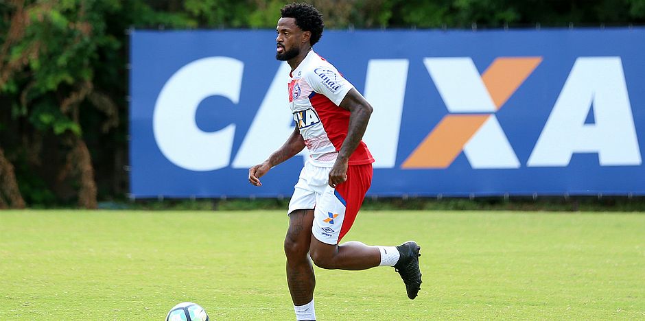 'Tostão' tira Renê Júnior do jogo contra o Grêmio