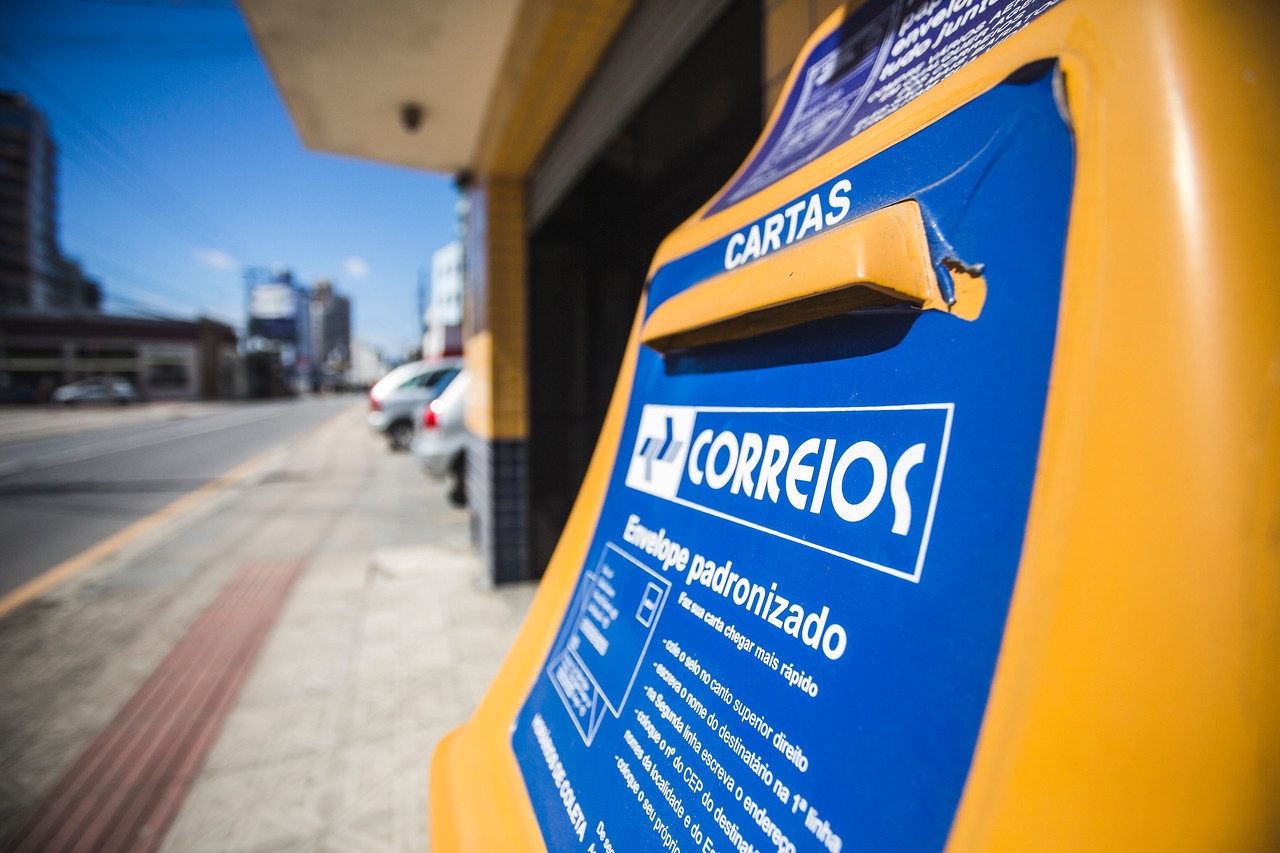 Correios segue em negociação com sindicatos