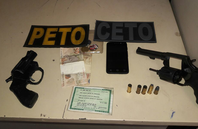 Menor é morto e homem fica ferido após confronto com a PM