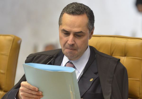 Ministro do STF libera para análise ação sobre candidatura avulsa 
