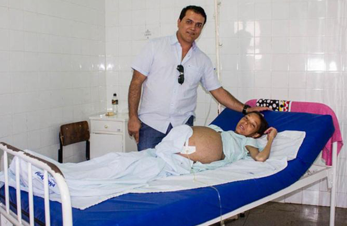 Mulher com cirrose hepática é transferida para hospital de Guanambi