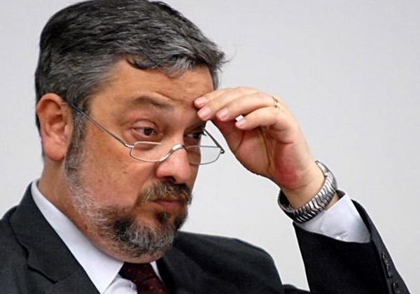 Petistas sondaram família de Palocci sobre delação