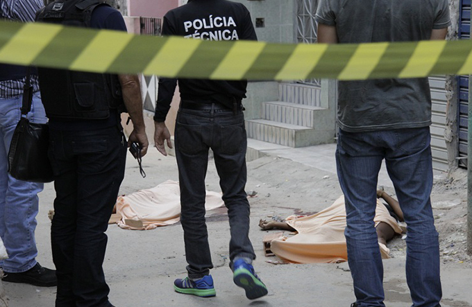 Mulheres são mortas a tiros e pedradas em Salvador