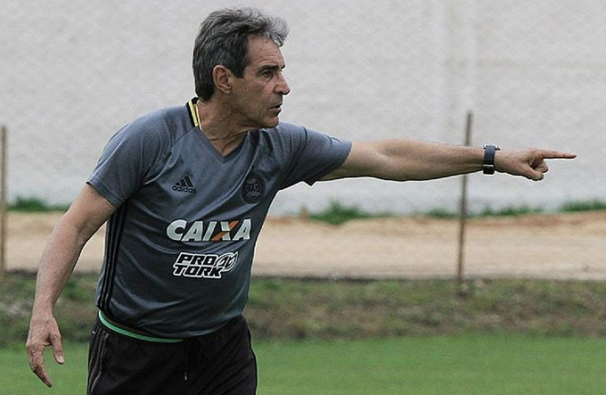 Paulo César Carpegiani é o novo técnico do Bahia