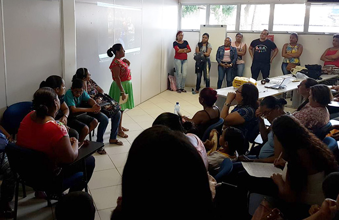 Após indicação, monitores de crianças do AEE participam de capacitação