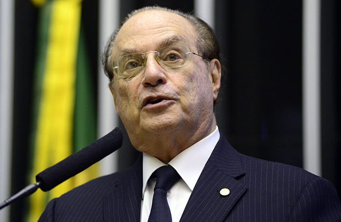 Maluf é condenado a 7 anos de prisão por lavagem de dinheiro