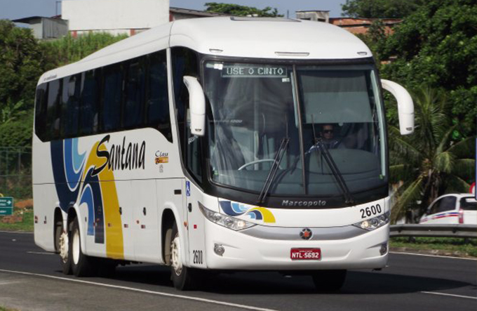 Bandidos roubam passageiros de ônibus que seguia para Salvador